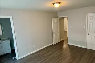 6598 Honeysuckle Dr, Fayetteville, NC 28304 - Photo 8