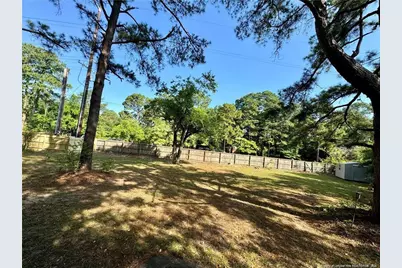 6598 Honeysuckle Drive, Fayetteville, NC 28304 - Photo 10