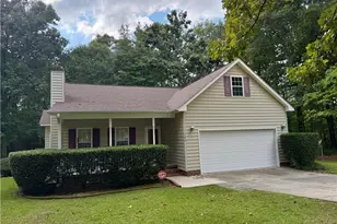 160 Scarlet Oak Dr, Raeford, NC 28376 - Photo 2
