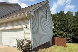 2401 Larwood Dr, Fayetteville, NC 28306 - Photo 42