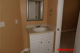 1022-1 Wood Creek Dr, Fayetteville, NC 28314 - Photo 6