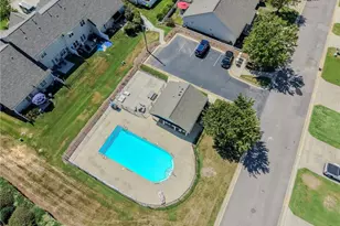 405 Morning Star Dr, Sanford, NC 27330 - Photo 2