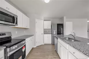 204 Hornet Dr, Raeford, NC 28376 - Photo 10