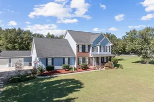 6904 County Pl Dr, Hope Mills, NC 28348 - Photo 4