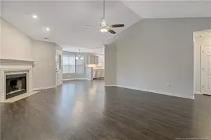 4011 Red Oak Dr, Fayetteville, NC 28306 - Photo 8