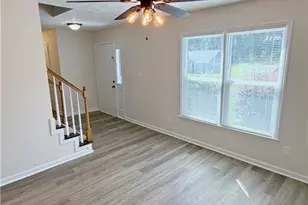 198 Oakbluff Dr, Raeford, NC 28376 - Photo 6