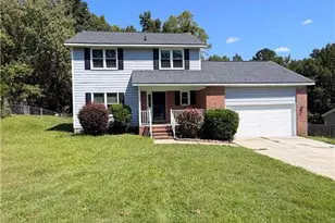 198 Oakbluff Dr, Raeford, NC 28376 - Photo 2