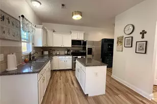 522 Hammond Farm Rd, Hope Mills, NC 28348 - Photo 10