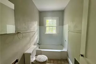 134 Kensington Cir, Fayetteville, NC 28301 - Photo 8