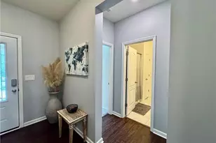 901 Sage Oak Ln, Holly Springs, NC 27540 - Photo 6