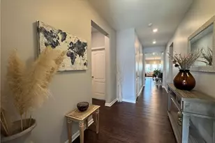 901 Sage Oak Ln, Holly Springs, NC 27540 - Photo 4