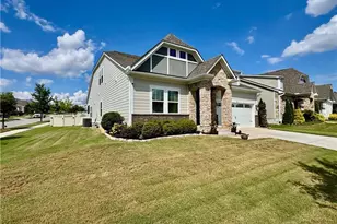 901 Sage Oak Ln, Holly Springs, NC 27540 - Photo 2