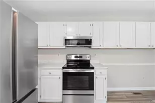 6813 Foxton Ct, Fayetteville, NC 28304 - Photo 16