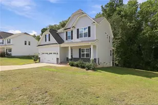 4616 Scenic Pines Dr, Hope Mills, NC 28348 - Photo 2