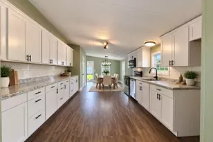 332 Best Rd, Whiteville, NC 28472 - Photo 6