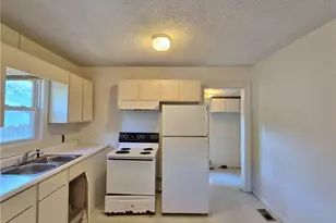 1103 Branson St, Fayetteville, NC 28305 - Photo 10