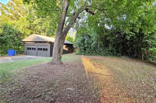 469 McRae Dr, Fayetteville, NC 28305 - Photo 42