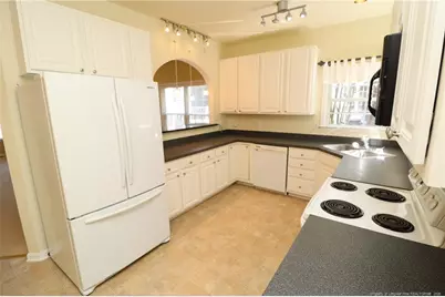 7900 Strawberry Meadows Street, Raleigh, NC 27613 - Photo 6