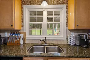 2712 Skye Dr, Fayetteville, NC 28303 - Photo 22