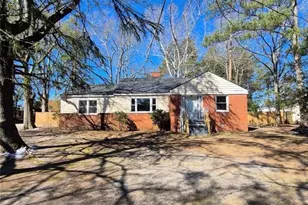 113 N Wright Street N, Raeford, NC 28376 - Photo 1