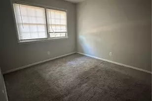 2122 Malloy St, Fayetteville, NC 28305 - Photo 2