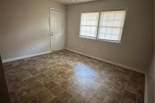 2122 Malloy St, Fayetteville, NC 28305 - Photo 8
