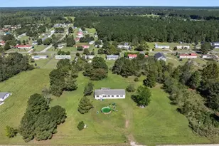 266 Donna St, Saint Pauls, NC 28384 - Photo 1