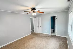 2879 County Line Rd, Saint Pauls, NC 28384 - Photo 4