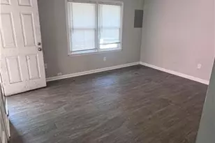 402 Bryan St, Fayetteville, NC 28305 - Photo 2