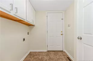 814 Larkspur Dr, Fayetteville, NC 28311 - Photo 12