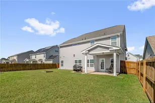 1612 Man-O-War Dr, Hope Mills, NC 28348 - Photo 2