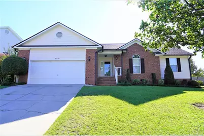 5336 Miranda Drive, Hope Mills, NC 28348 - Photo 2