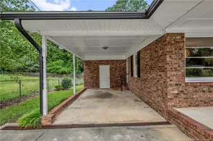 3858 Red Oak Dr, Fayetteville, NC 28306 - Photo 4
