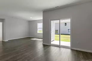 324 Maddox Dr, Aberdeen, NC 28315 - Photo 8