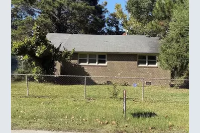 523 E 5th Avenue, Raeford, NC 28376 - Photo 1