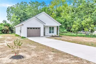 2018 Progress St, Fayetteville, NC 28306 - Photo 2