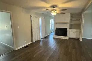 6516 Senator Dr, Fayetteville, NC 28304 - Photo 2