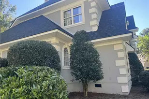 605 Yorkshire Pl, Lumberton, NC 28358 - Photo 4