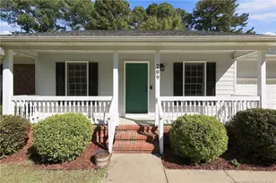 709 Longview Dr, Fayetteville, NC 28311 - Photo 32
