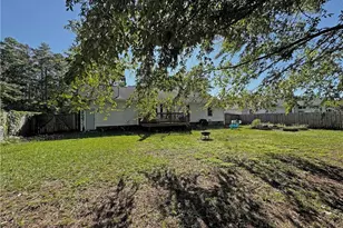 709 Longview Dr, Fayetteville, NC 28311 - Photo 20