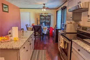 928 Mt Olive Church Rd, Lumberton, NC 28360 - Photo 8
