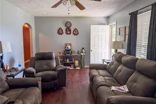 928 Mt Olive Church Rd, Lumberton, NC 28360 - Photo 10