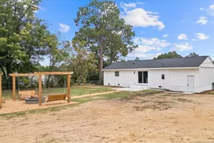 904 Austin St, Hamlet, NC 28345 - Photo 18