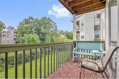 946 Stewarts Creek Drive #8, Fayetteville, NC 28314 - Photo 4