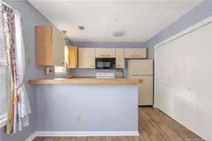 946 Stewarts Creek Dr, Fayetteville, NC 28314 - Photo 10