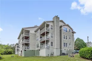 946 Stewarts Creek Dr, Fayetteville, NC 28314 - Photo 24