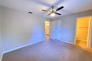 4059 Professional Dr, Hope Mills, NC 28348 - Photo 10