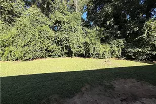 828 Ridge Rd, Fayetteville, NC 28311 - Photo 8