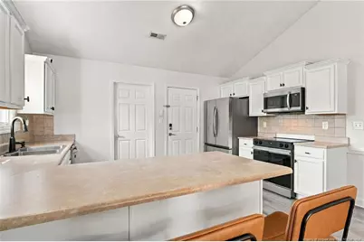 218 Crescent Drive, Raeford, NC 28376 - Photo 18