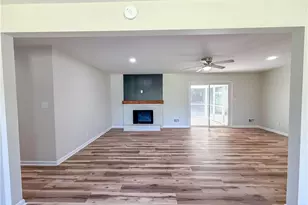 407 Stacy Weaver Dr, Fayetteville, NC 28311 - Photo 10